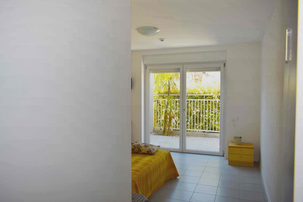 Residence Ambra ริวาเดลการ์ดา ภายนอก รูปภาพ
