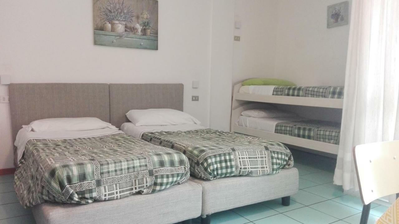Residence Ambra ริวาเดลการ์ดา ภายนอก รูปภาพ