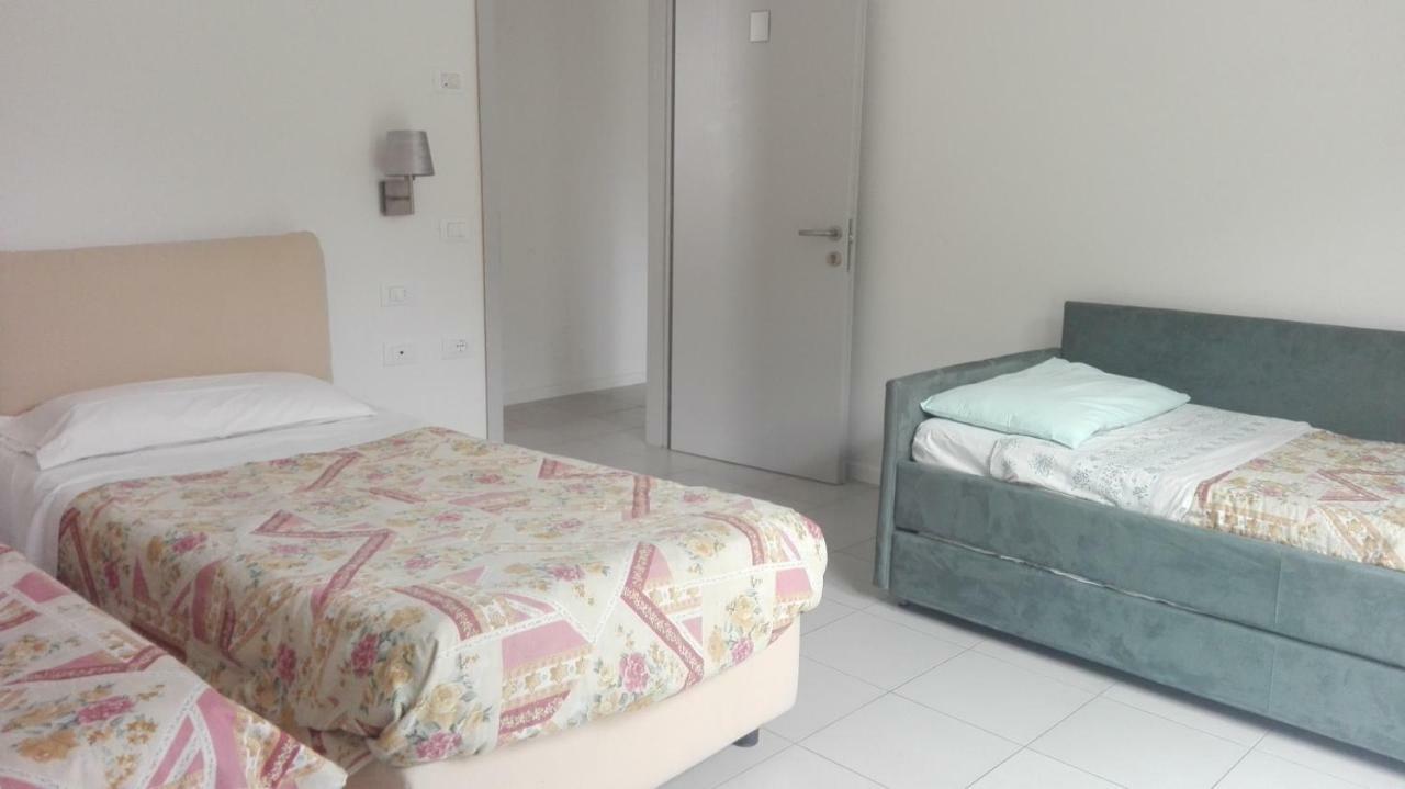 Residence Ambra ริวาเดลการ์ดา ภายนอก รูปภาพ
